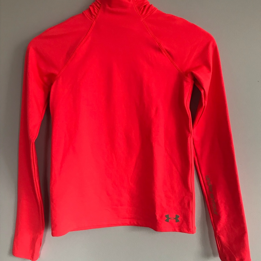 Blend of bright orange, long sleeve, workout top.